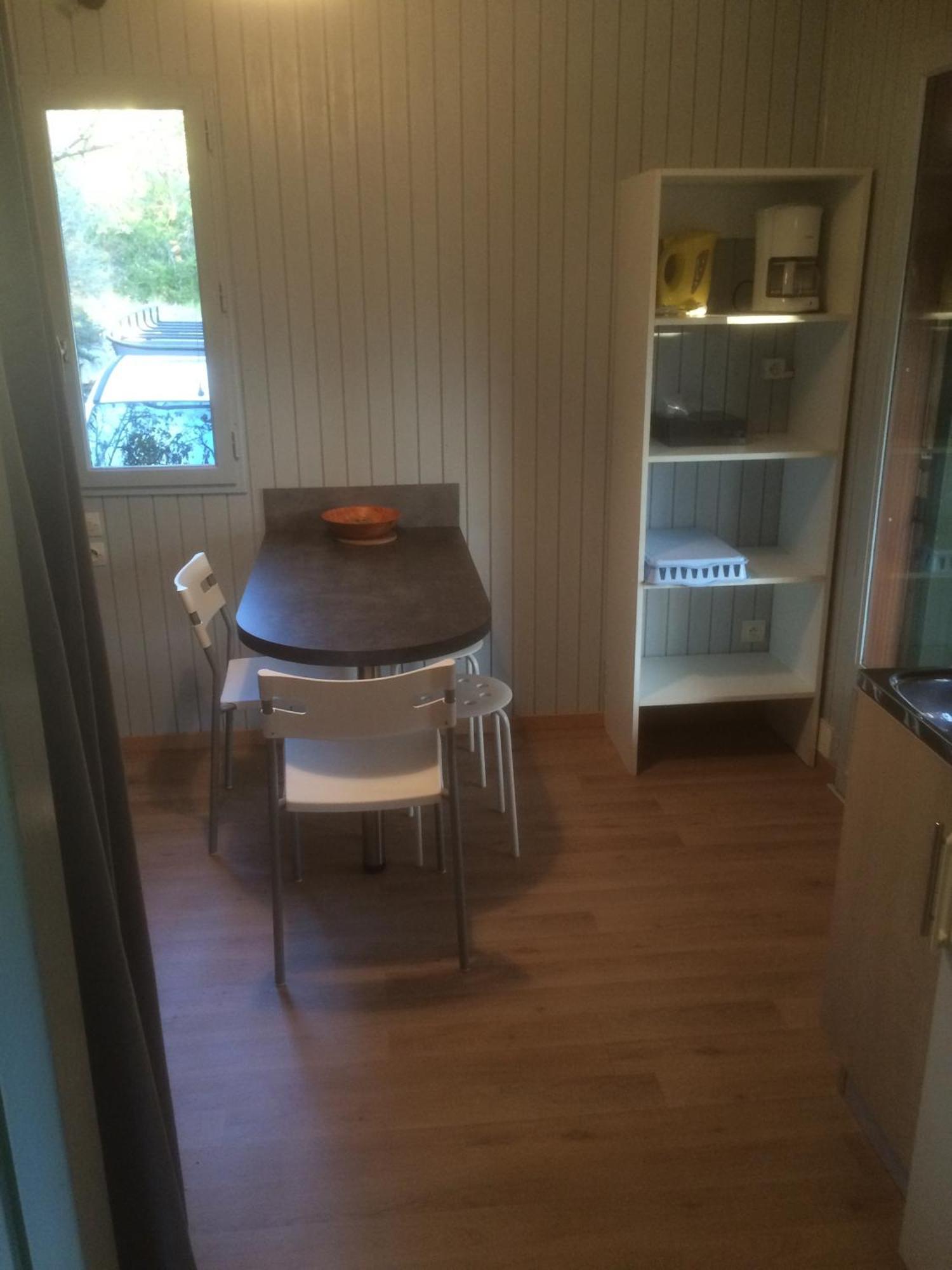 Camping Chalets Les Chênes Verts Vogue Chambre photo