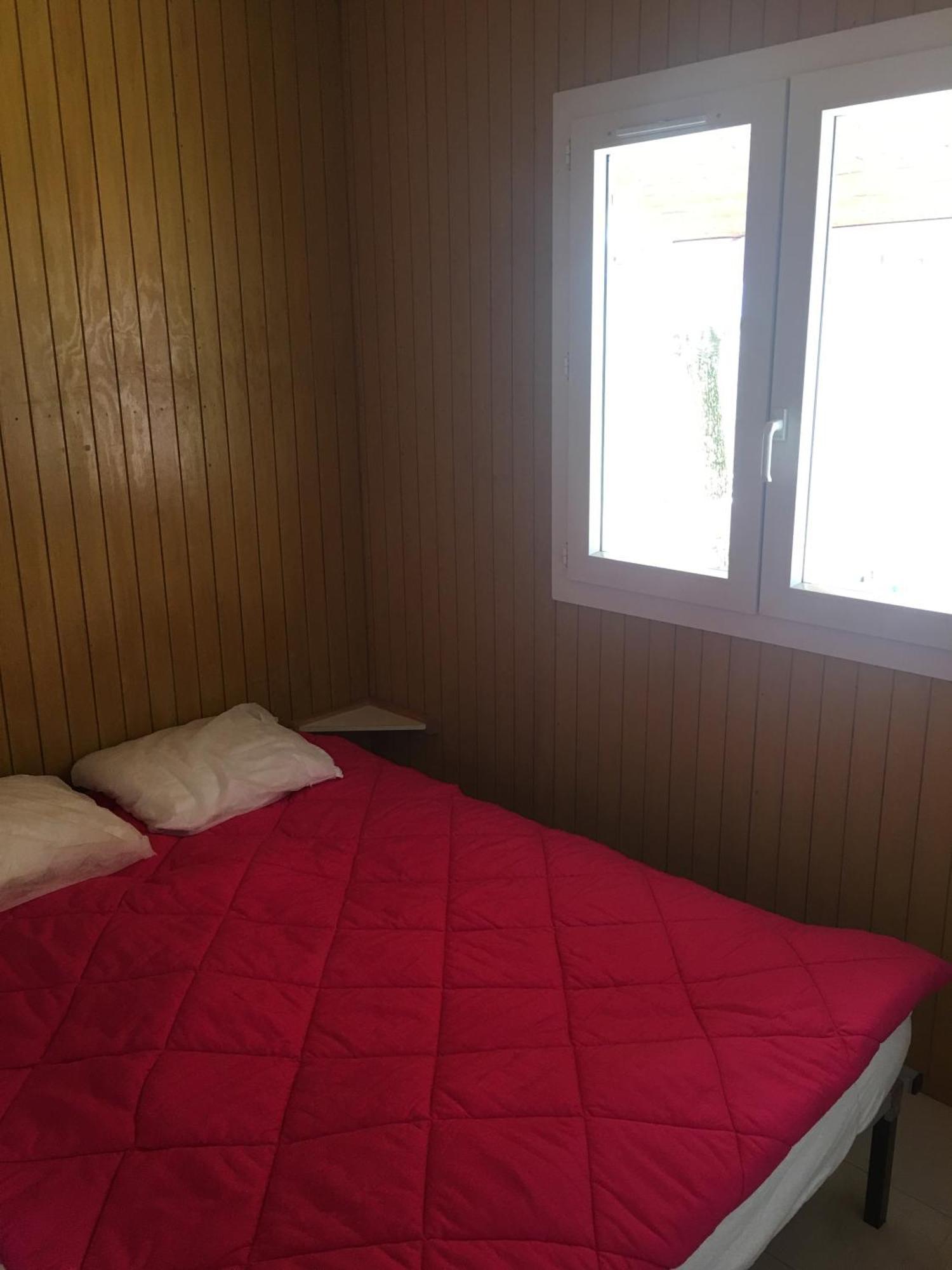 Camping Chalets Les Chênes Verts Vogue Chambre photo